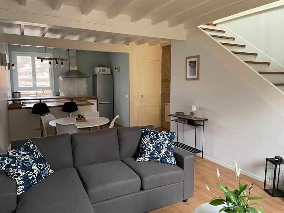 Tiny Paradise - 2 Bedrooms Apartment Montigny-sur-Loing エクステリア 写真